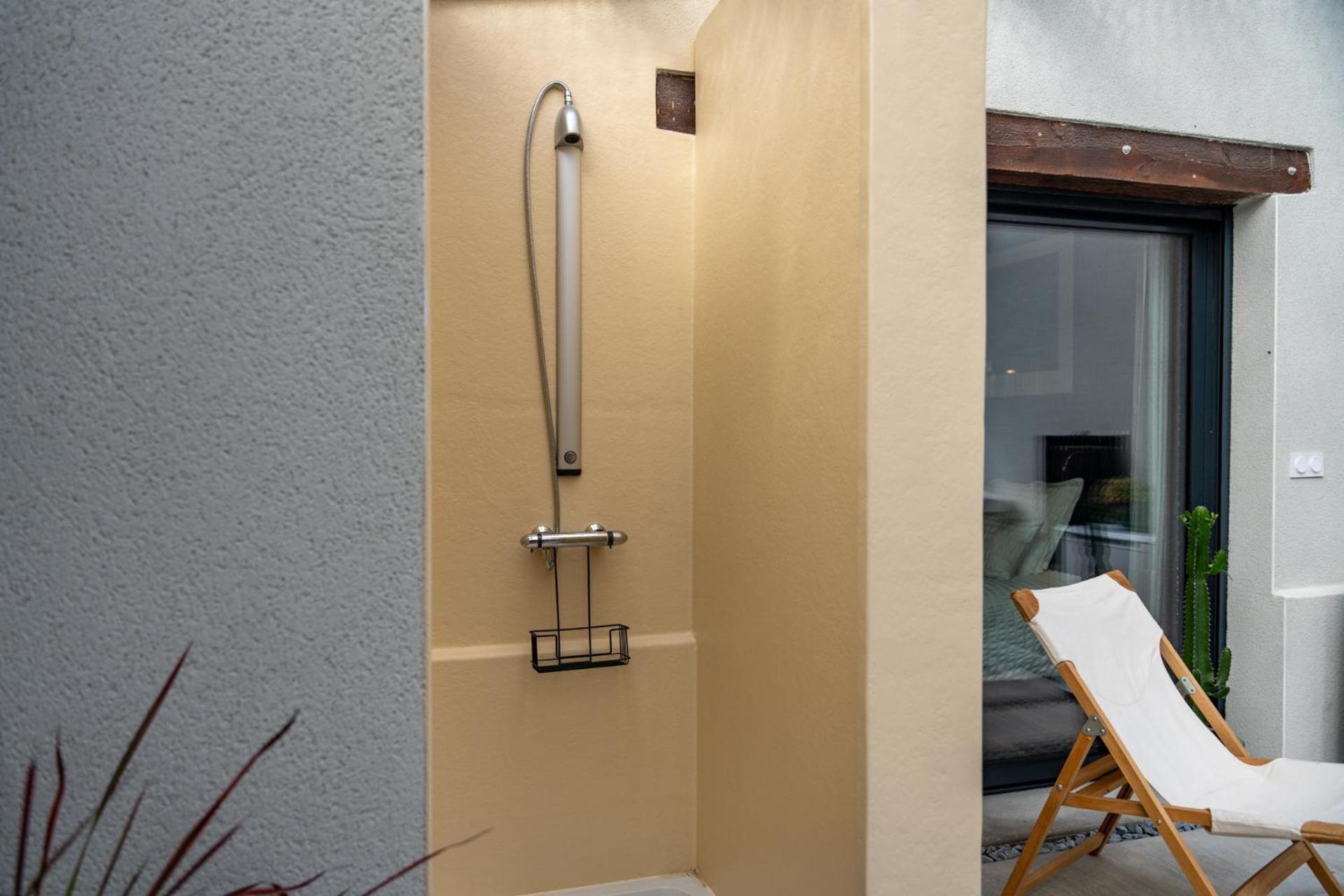 Yanna Lodge, Gite Classe 4 Etoiles Avec Spa Couvert Entierement Arrest Ngoại thất bức ảnh