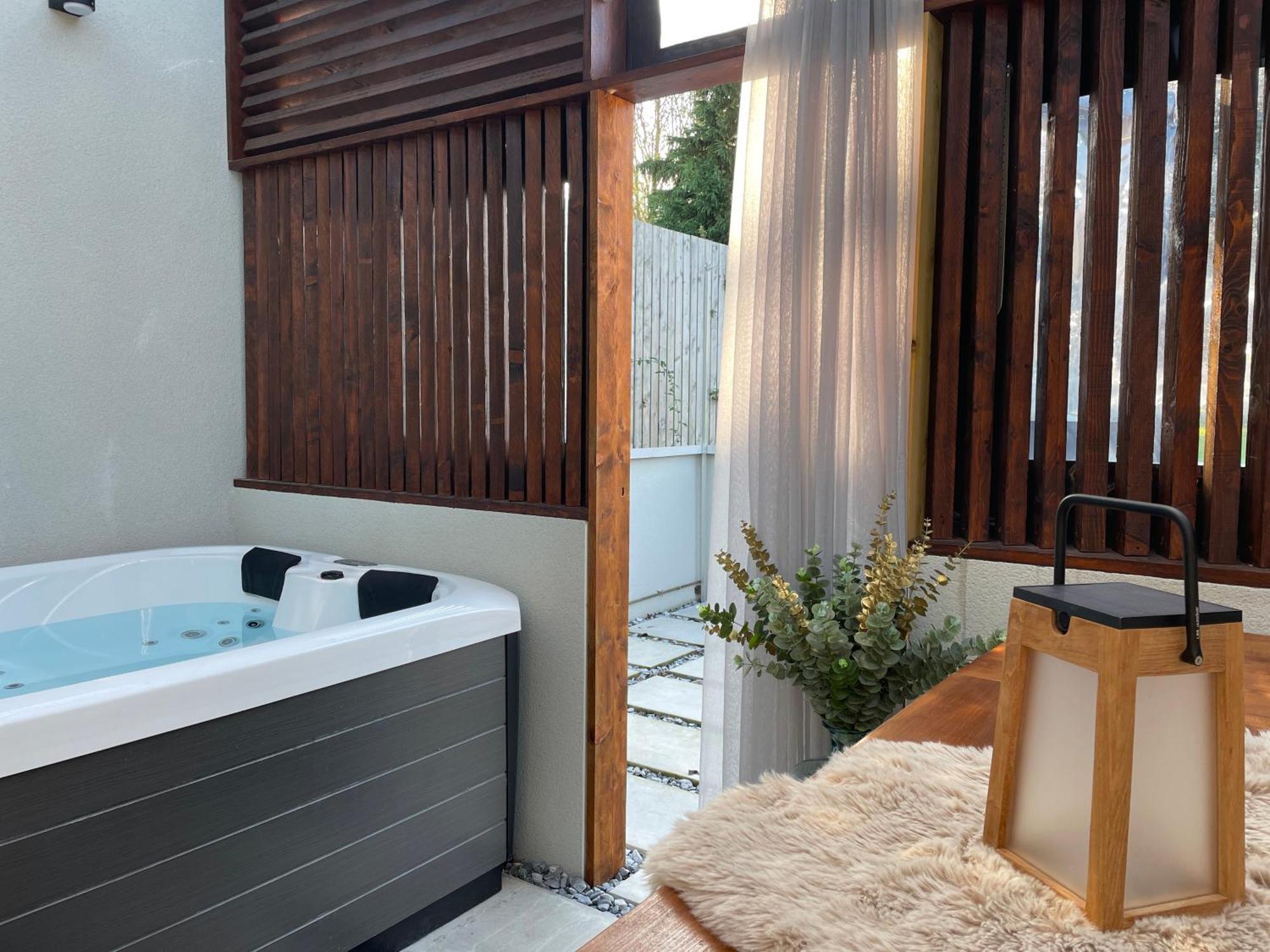 Yanna Lodge, Gite Classe 4 Etoiles Avec Spa Couvert Entierement Arrest Ngoại thất bức ảnh